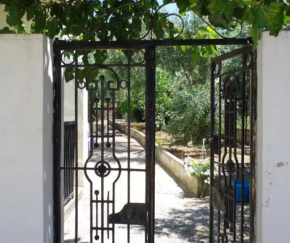 Konstantinos * Skála Kallirákhis